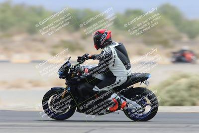 media/May-05-2025-Moto Forza (Mon) [[3c1838c5e5]]/2-B Group/Session 3 (Panning Test Turn 14 Inside)/